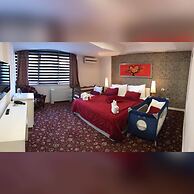 Hotel Theranda