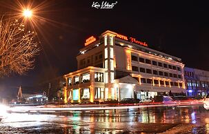 Hotel Theranda