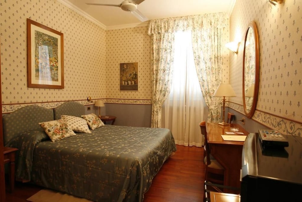Hotel Miralago