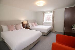 Lovat Hotel