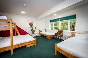 Loch Ness Bunk Inn