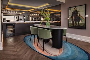 Cardo Brussels, Autograph Collection