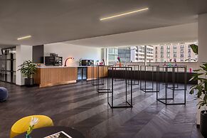 Cardo Brussels, Autograph Collection
