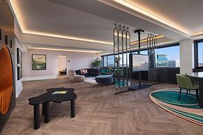 Cardo Brussels, Autograph Collection