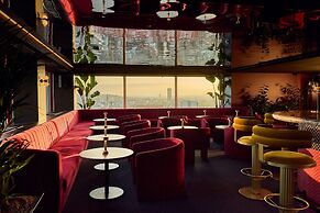 Cardo Brussels, Autograph Collection