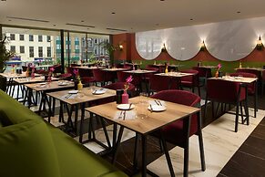 Cardo Brussels, Autograph Collection