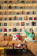 Cardo Brussels, Autograph Collection
