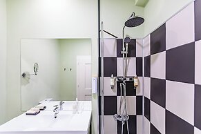 LR Guest House