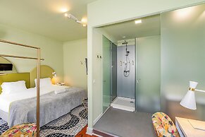 LR Guest House