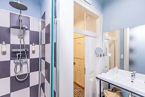LR Guest House