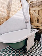 Immaculate Bell Tent Retreat, North Devon
