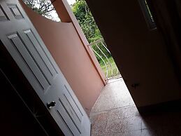 Royal Savanna Inn Hotel