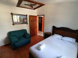 Íkaro Suites Colonial