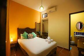 Íkaro Suites Colonial