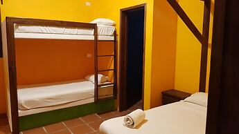 Íkaro Suites Colonial