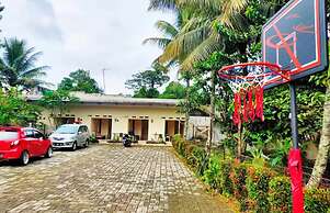 Bakom Inn Syariah - Central Double Room