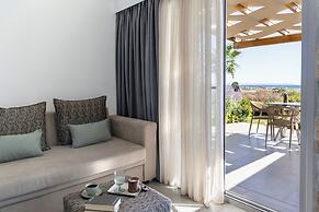 Akrolithos luxury suites