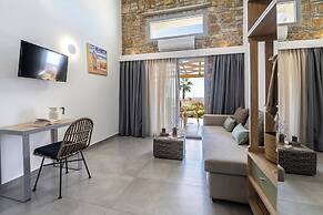 Akrolithos luxury suites