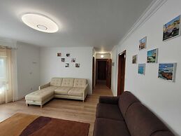Mouro Rivers House - Remarkable 3-bed Apartment