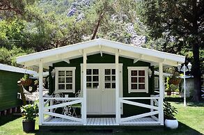 Lukkies Lodge