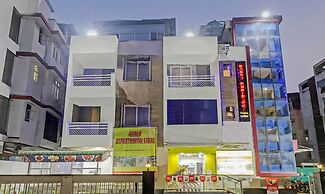 Itsy Hotels Ransu Residency