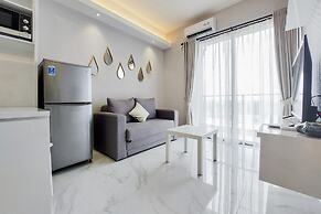 Nice and Elegant 2BR at Sky House BSD Apartment
