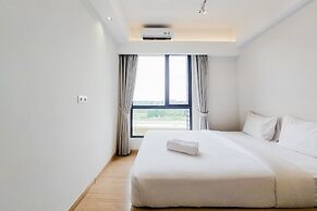 Nice and Elegant 2BR at Sky House BSD Apartment