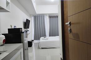 Simply Homey Studio at Vida View Apartment