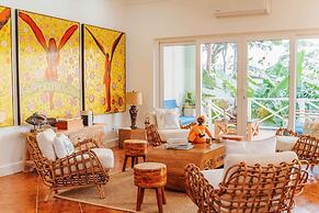 Blue Roatan Resort