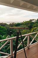 Blue Roatan Resort