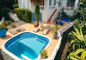 Blue Roatan Resort