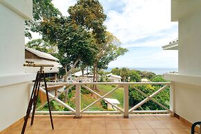 Blue Roatan Resort