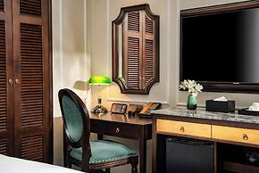 GM Premium Hotel
