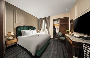 GM Premium Hotel