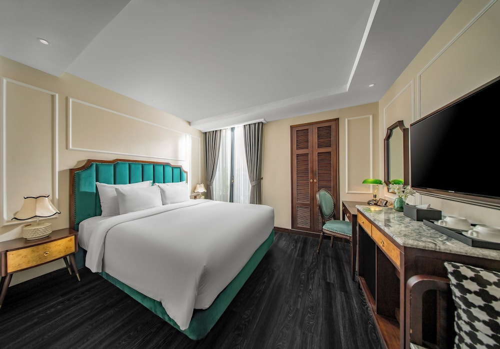 GM Premium Hotel