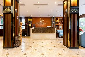 Yolowa Hotel
