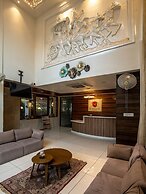 M Square Hotel