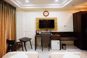 M Square Hotel