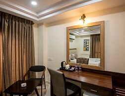 M Square Hotel
