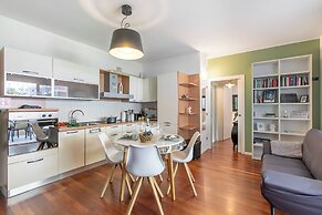 Suite 22