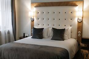 Dome Hotel