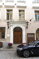 Dome Hotel