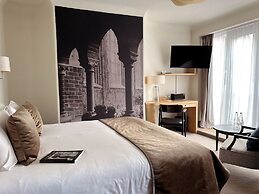 Dome Hotel
