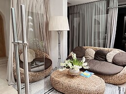 Dome Hotel