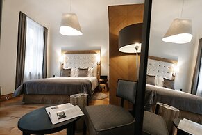 Dome Hotel