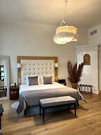 Dome Hotel