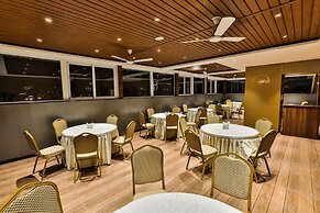 HOTEL VBR GRAND INN