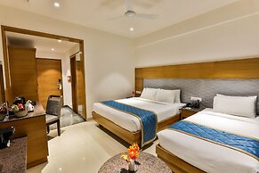 HOTEL VBR GRAND INN