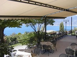 Hotel Laguna