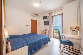 Hotel Laguna